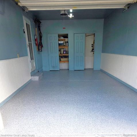 7475 Country Meadow Drive, Swartz Creek, MI 48473