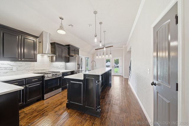 10716 Masters Circle, Jenks, OK 74037
