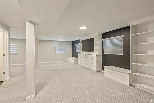 966 E GRANITE PEAK DR, Sandy, UT 84094