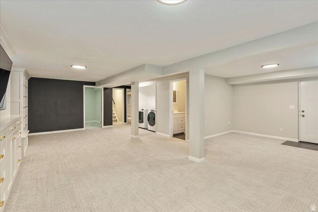 966 E GRANITE PEAK DR, Sandy, UT 84094