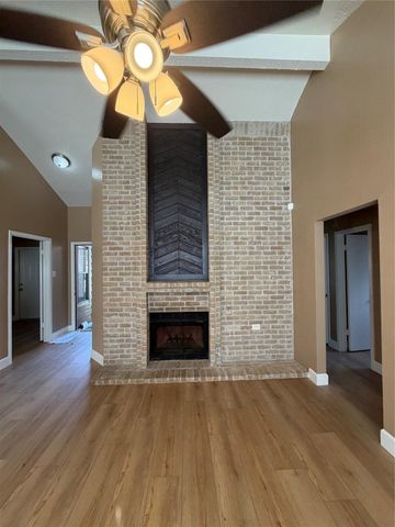 17219 Foxfield Drive, Houston, TX 77489