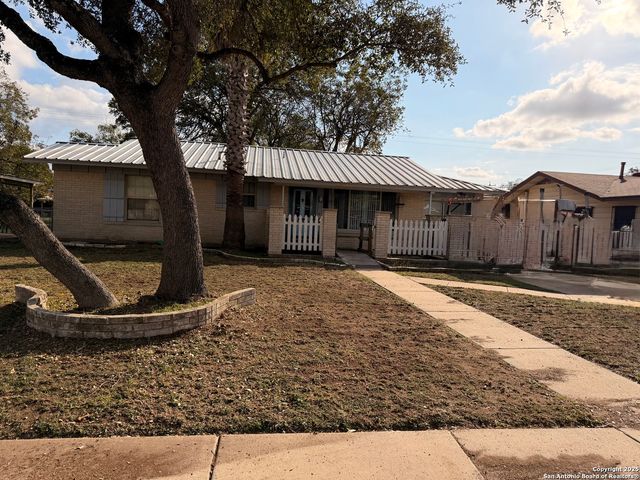5006 Creekmoor, San Antonio, TX 78220