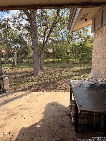 5006 Creekmoor, San Antonio, TX 78220