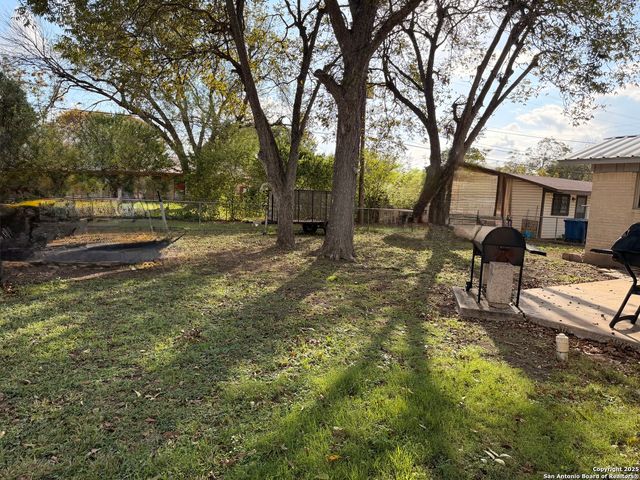 5006 Creekmoor, San Antonio, TX 78220