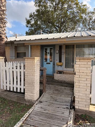 5006 Creekmoor, San Antonio, TX 78220