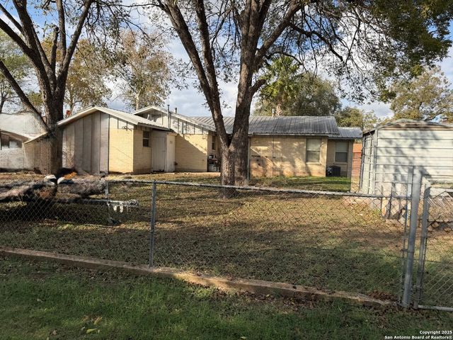 5006 Creekmoor, San Antonio, TX 78220