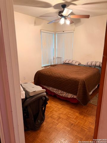 5006 Creekmoor, San Antonio, TX 78220