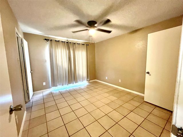 1516 Bay Area Blvd Boulevard H1, Houston, TX 77058