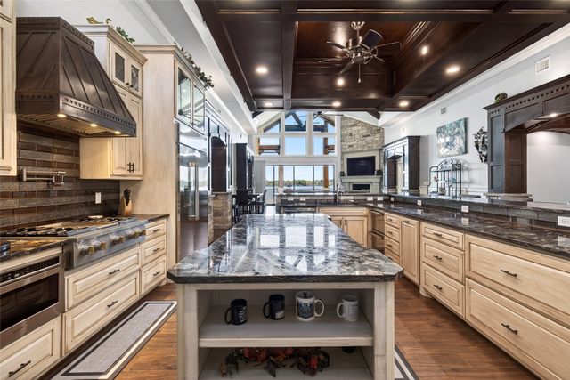 14392 Ridge Lane, Malakoff, TX 75148