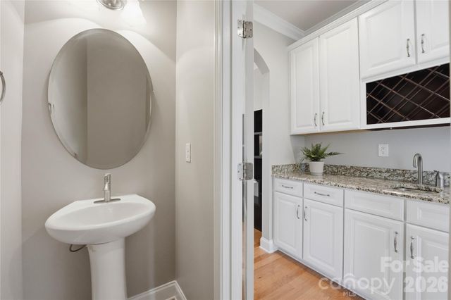 5068 Gladiola Way, Tega Cay, SC 29708