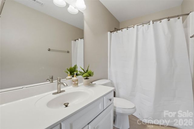5068 Gladiola Way, Tega Cay, SC 29708