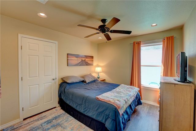 2102 Prairie Road, Rockport, TX 78382