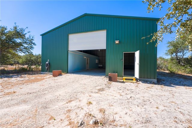 2102 Prairie Road, Rockport, TX 78382