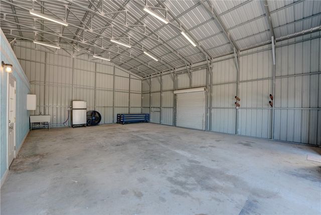 2102 Prairie Road, Rockport, TX 78382