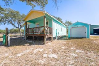 2102 Prairie Road, Rockport, TX 78382