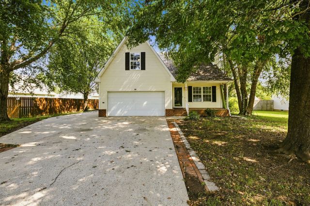 2820 Weybridge Dr, Murfreesboro, TN 37128