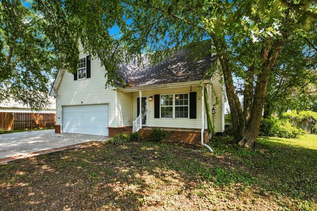 2820 Weybridge Dr, Murfreesboro, TN 37128