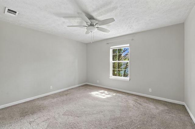 2820 Weybridge Dr, Murfreesboro, TN 37128
