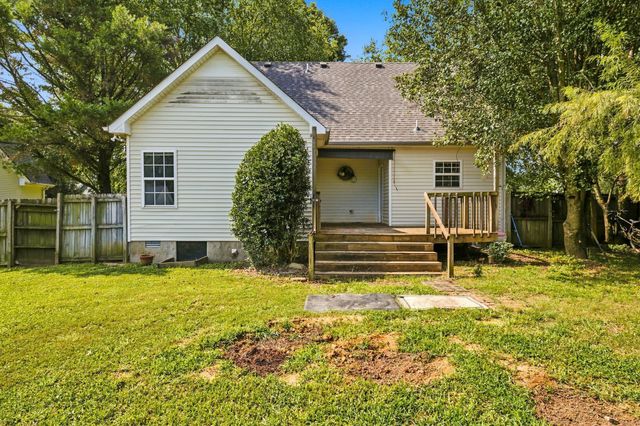 2820 Weybridge Dr, Murfreesboro, TN 37128