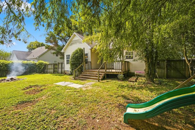 2820 Weybridge Dr, Murfreesboro, TN 37128