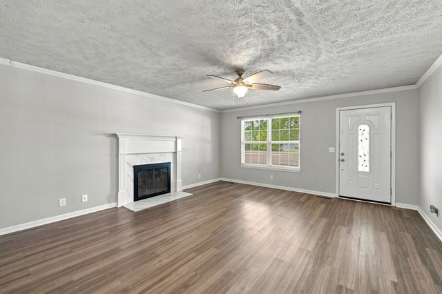 2820 Weybridge Dr, Murfreesboro, TN 37128