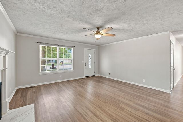 2820 Weybridge Dr, Murfreesboro, TN 37128