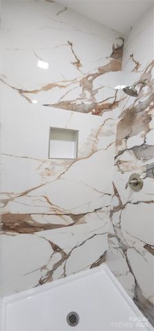 306 E Ratchford Avenue, Gastonia, NC 28054