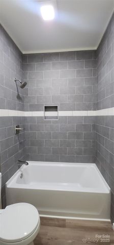 306 E Ratchford Avenue, Gastonia, NC 28054