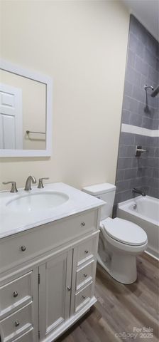 306 E Ratchford Avenue, Gastonia, NC 28054