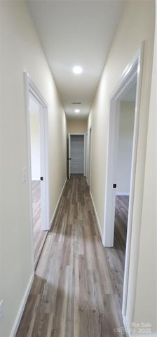 306 E Ratchford Avenue, Gastonia, NC 28054