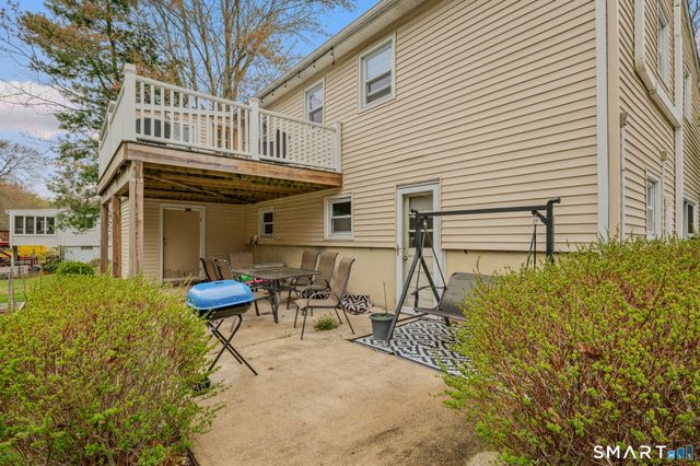 20 Willow Lane, Ledyard, CT 06339