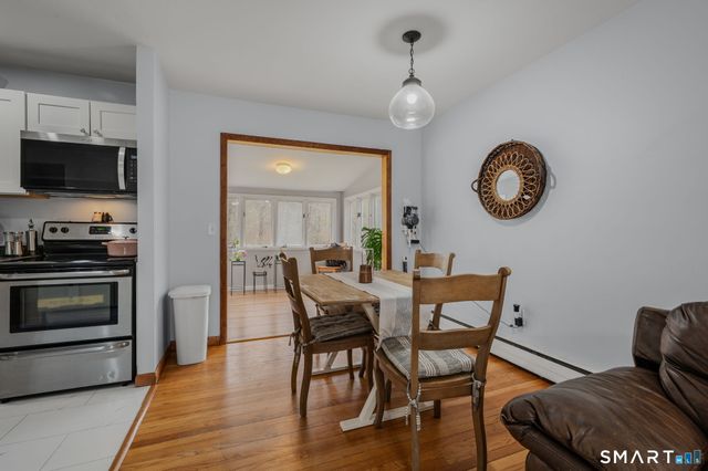 20 Willow Lane, Ledyard, CT 06339