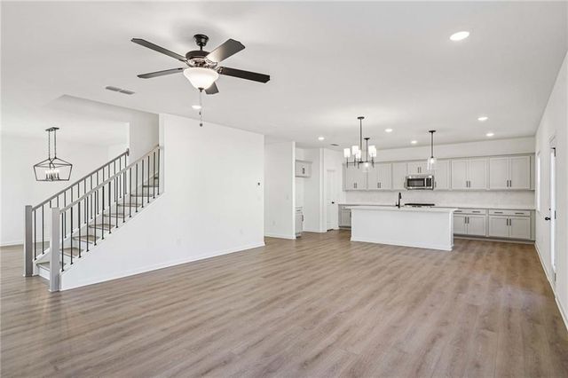 5457 Hargrove Way, Flowery Branch, GA 30542