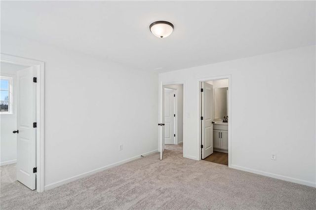 5457 Hargrove Way, Flowery Branch, GA 30542