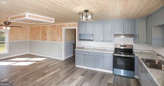 1045 Fairview School Road, Demorest, GA 30535