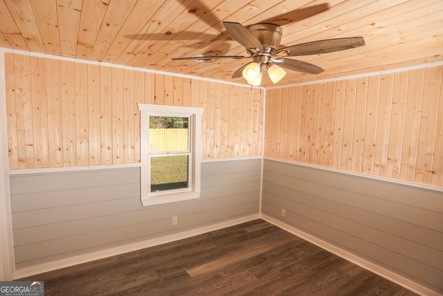 1045 Fairview School Road, Demorest, GA 30535