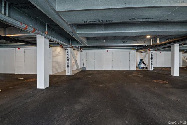 422 Marina Pointe Drive 422, East Rockaway, NY 11518