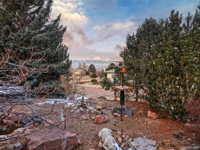 1124 Eagle Rock Rd, Colorado Springs, CO 80918