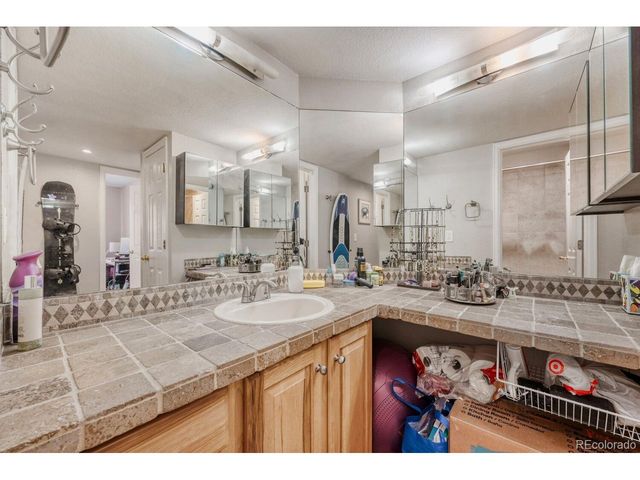 9190 E Arbor Cir C, Englewood, CO 80111