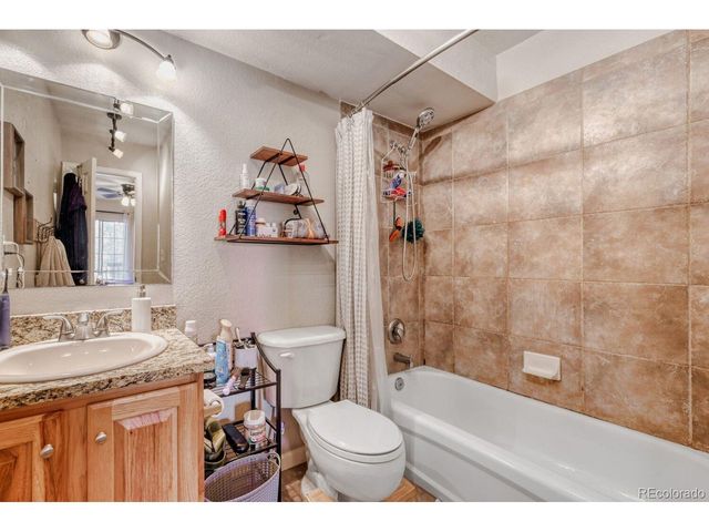 9190 E Arbor Cir C, Englewood, CO 80111