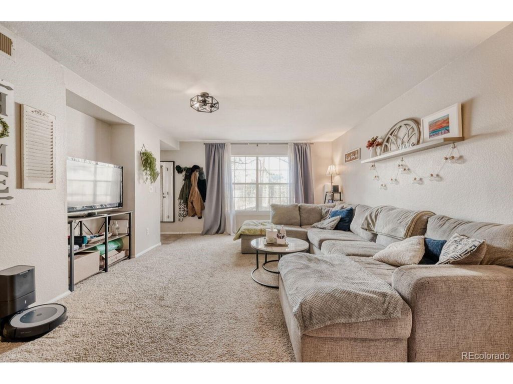 9190 E Arbor Cir C, Englewood, CO 80111