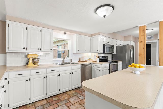 1812 Arrow Lane, Garland, TX 75042