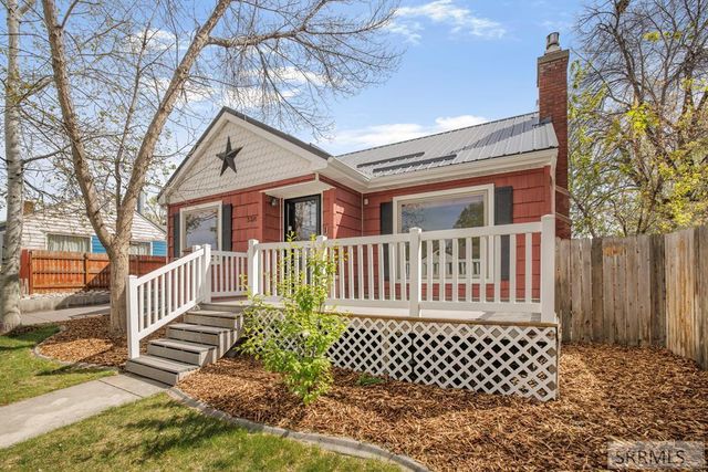 528 10th Street, Idaho Falls, ID 83404