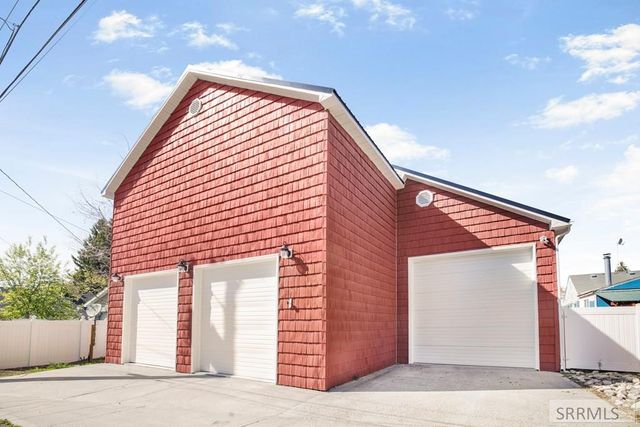 528 10th Street, Idaho Falls, ID 83404