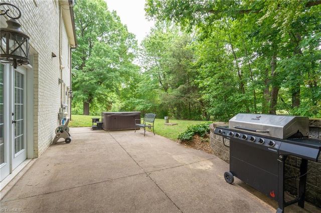 612 Wigeon Drive, Greensboro, NC 27455