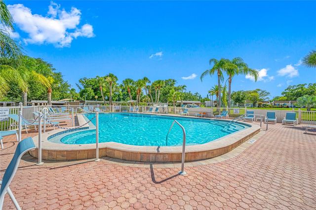 2928 FEATHER DRIVE 7-B, Clearwater, FL 33759