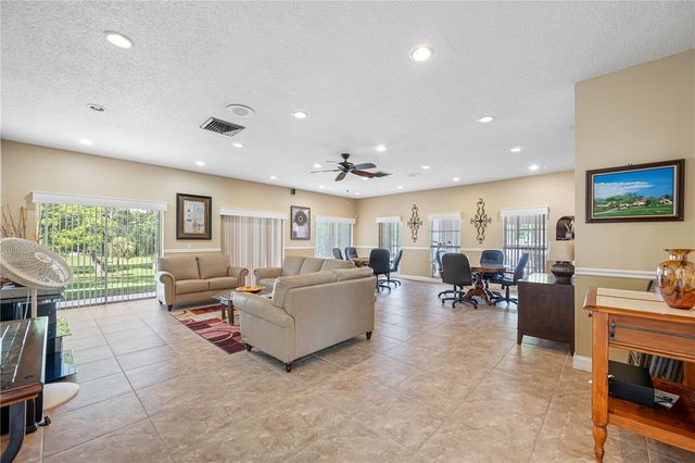 2928 FEATHER DRIVE 7-B, Clearwater, FL 33759