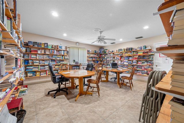 2928 FEATHER DRIVE 7-B, Clearwater, FL 33759