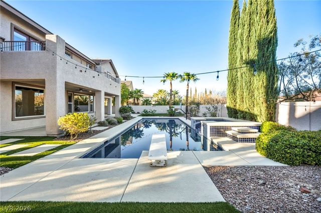 2982 Hammerwood Drive, Las Vegas, NV 89135