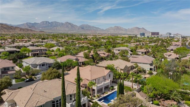 2982 Hammerwood Drive, Las Vegas, NV 89135